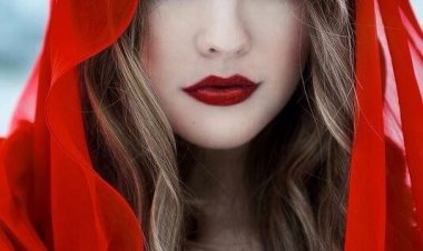 Κόκκινο κραγιόν!! Το απόλυτο χρώμα στα χείλη!! Εφαρμόστε το σωστά!! (βήμα - βήμα)