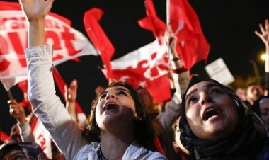 Ξημερώνει μια νέα μέρα, όχι απαραίτητα καλύτερη, για την Τουρκία