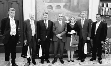 Τους τέσσερις πρέσβεις των χωρών του Βίσεγκραντ, δέχθηκε ο Περιφερειάρχης Γιώργος Χατζημάρκος