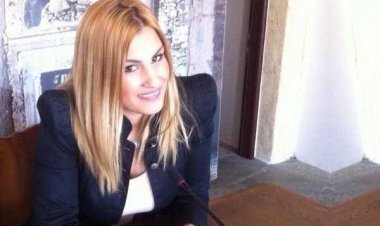 Μήνυμα της Επάρχου Θήρας Θεώνης Λειβαδάρου για «την Εθνική Επέτειο της 25ης Μαρτίου»