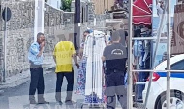 Μύκονος: Συνέλαβαν πρώην επιχειρηματία γιατί πουλούσε καφτάνια σε τροχήλατο σταντ