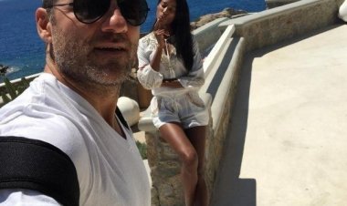 Στη Μύκονο απολαμβάνει τις διακοπές του ο Κρίστιαν Βιέρι με τη νέα σύντροφο του!! (Video)