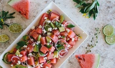 Καρπούζι!! Ο άρχοντας του καλοκαιριού!! 10 λόγοι για να το προτιμήσετε!!