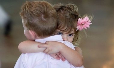 Αδελφικές σχέσεις!!