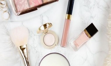 6 βήματα για να βάλετε σε τάξη τα καλλυντικά σας!!!