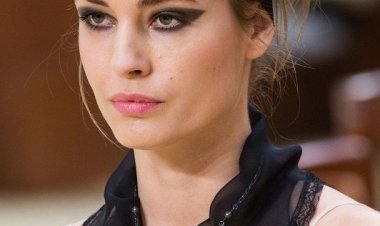 Τι χρώμα θα έχει το ρουζ σας το φθινόπωρο; 10 Προτάσεις & 4 Tips!!