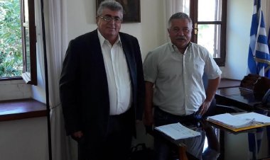Συνάντηση του Αντιπεριφερειάρχη Φιλήμονα Ζαννετίδη με τον Γ. Γ της Αποκεντρωμένης Διοίκησης Αιγαίου