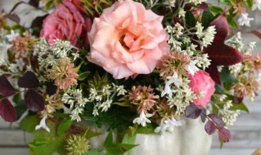 Χρώμα σε βάζα στην ζωή μας με λουλούδια παντού!! Μικρά Tips!!