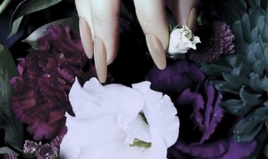 Τα κόλπα για super σπιτικό μανικιούρ διαρκείας!!