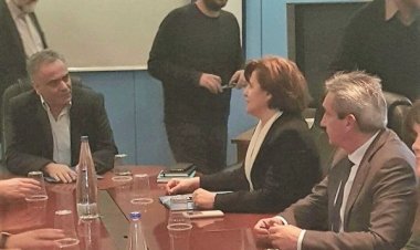 Καλλικράτης, νησιωτικότητα και υποστελέχωση των περιφερειών στη συνάντηση του ΥΠΕΣ Π. Σκουρλέτη  με την  ΕΝΠΕ