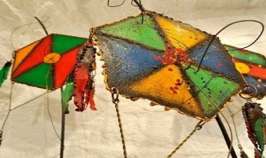 Χαρταετός: Τα δύο πολικά τρίγωνα του Ανώτερου & Κατώτερου Εαυτού