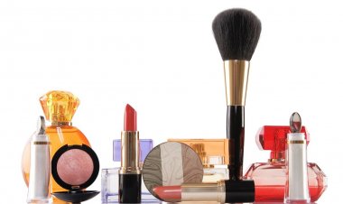 O ΕΟΦ ανακαλεί 20 γνωστά καλλυντικά προϊόντα – Ποια είναι η λίστα