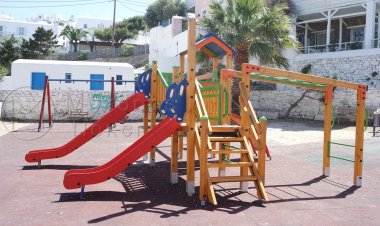 Δήμος Μυκόνου-Στην τελική ευθεία η αναβάθμιση των τριών Παιδικών Χαρών του Νησιού, συνολικού προϋπολογισμού 420.000 ευρώ