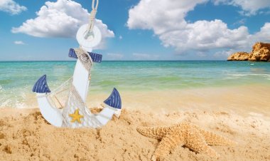 Οι ισχυροί άνεμοι στο Αιγαίο παραμένουν και αύριο Κυριακή παρόλο τον Μίνι καύσωνα