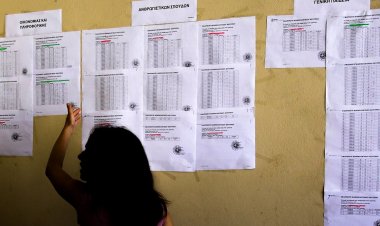 Εκτίμηση με βάση τις Βαθμολογίες Πανελληνίων 2019 - Πού θα κυμανθούν οι βάσεις - Σε ποιες σχολές θα υπάρξει πτώση