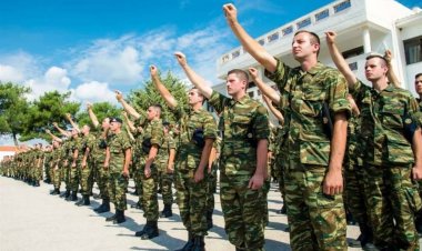 Καλούνται για κατάταξη στο Στρατό Ξηράς οι στρατεύσιµοι µε την 2019 Δ΄/ΕΣΣΟ