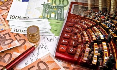 Φορολογικό νομοσχέδιο: Ποιες Ανατροπές έρχονται για ελεύθερους επαγγελματίες, μειώσεις για μισθωτούς & επιχειρήσεις