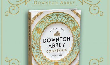 The Official Downton Abbey Cookbook: Οι 100 πιο δημοφιλείς συνταγές της σειράς “Downton Abbey”