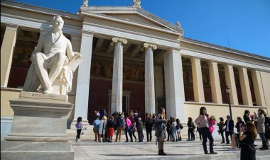 Το υπουργείο Παιδείας αναστέλλει την έναρξη λειτουργίας 38 νέων τμημάτων ΑΕΙ που δημιουργήθηκαν επί ΣΥΡΙΖΑ