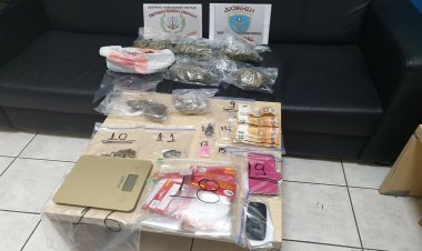 Σύλληψη 42χρονης ημεδαπής για ναρκωτικά στον Πειραιά - Σημαντική συνεργασία με το Λιμεναρχείο Μυκόνου
