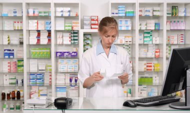 ΣΤΕ: Επιτρέπεται η ίδρυση Φαρμακείων και από μη φαρμακοποιούς υπό την εμπορική μορφή ΕΠΕ