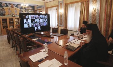 Coronavirus Εκκλησία : Χωρίς πιστούς οι Θείες Λειτουργίες την Μεγάλη Εβδομάδα αποφάσισε η Ιερά Σύνοδος