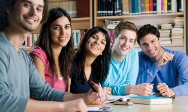 Coronavirus Παιδεία: Βάση 10 και τράπεζα θεμάτων στο Λύκειο - Αλλαγές από την επομένη σχολική χρονιά