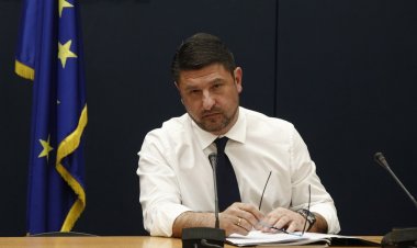 Coronavirus Pandemic - Οι τελικές ανακοινώσεις Χαρδαλιά για τις Μάσκες: Πού και για Ποιους είναι υποχρεωτικές!!