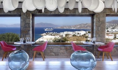 Coronavirus & Travel: Το εντελώς διαφορετικό τριήμερο του Αγίου Πνεύματος 2020