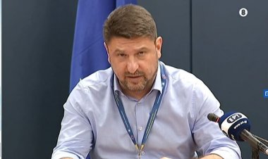 Coronavirus Pandemic: Αναστολή λειτουργίας για 30 ημέρες και πρόστιμα 5.000 -20.000 ευρώ στους παραβάτες στις παραλίες