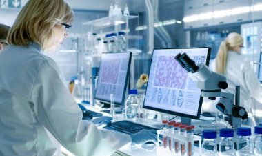 Coronavirus vaccine: Υπογραφή συμφωνίας της Cobra Biologics με την AstraZeneca για την παραγωγή εμβολίου