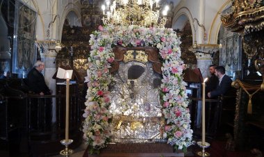Mykonos Monastery: Πρόγραμμα Ιερών παρακλήσεων του Δεκαπενταύγουστου 2020 στην Ι.Μ. ΠαναγίαςΤουρλιανής
