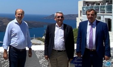 Aegean Islands Waste and Recycling : Στόχος μέχρι το 2022 να μην υπάρχει καμία ανεξέλεγκτη χωματερή στις Κυκλάδες και τα Δωδεκάνησα