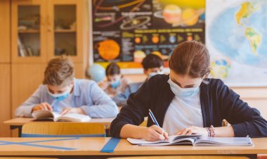 Reopening of schools-Α΄ ΕΛΜΕ Κυκλάδων: Αν θες να εξαπατήσεις κάποιον, τότε μίλα του με βάση τον μέσο όρο...