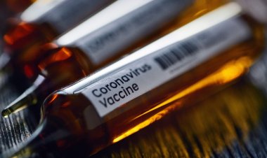 Coronavirus Vaccine: Κλείδωσε ο οδικός χάρτης, αυτοί θα εμβολιαστούν πρώτοι