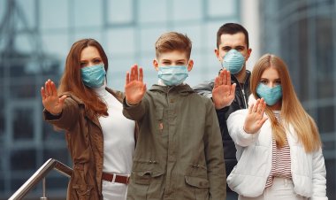 Coronavirus Pandemic: Πρόβλεψη - σοκ για 4000 κρούσματα την ημέρα