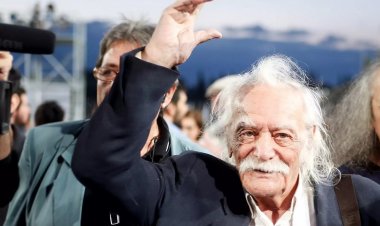 European Parliament's Bureau: Το όνομα του Μανώλη Γλέζου πήρε αίθουσα του Ευρωπαϊκού Κοινοβουλίου