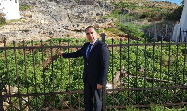 Aegean Ιslands – Γ. Φλεβάρης: Το αρχαίο θεάτρου της Λίνδου και η Διονυσιακή λατρεία στο Αιγαίο