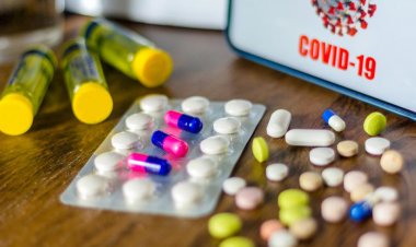 Covid-19 Treatment - Δημόπουλος: Αντιικά φάρμακα για κορωνοϊό που θα χορηγούνται από στόμα