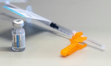 Covid-19 Vaccination: Η Johnson & Johnson άρχισε τις παραδόσεις του μονοδοσικού εμβολίου σε χώρες της ΕΕ