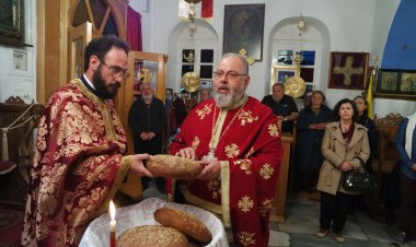 Πανηγυρικός Εσπερινός του Αγίου Γεωργίου στα Τρία Πηγάδια Μυκόνου (εικόνες+videos)