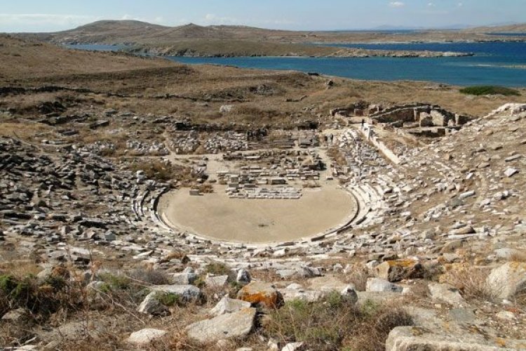The History of The Sacred Island of Delos
