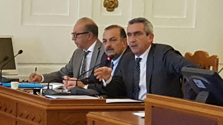 Για εμπαιγμό και υπαναχώρηση από τις εξαγγελίες της Νισύρου, καταγγέλλει τον πρωθυπουργό το Περιφερειακό Συμβούλιο Ν. Αιγαίου