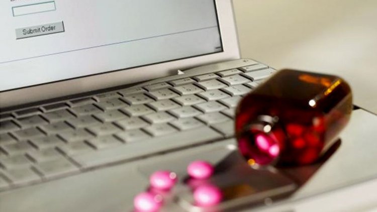 ΕΟΦ: Ποια είναι τα επικίνδυνα φαρμακευτικά προϊόντα που διακινούνται μέσω διαδικτύου