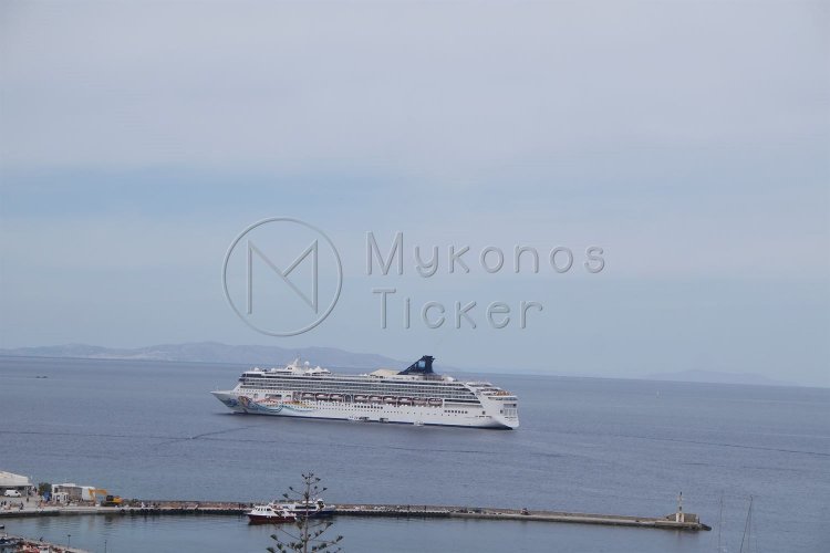 Ανοδος 7,5% στις προσορμίσεις κρουαζιεροπλοίων στα ελληνικά λιμάνια
