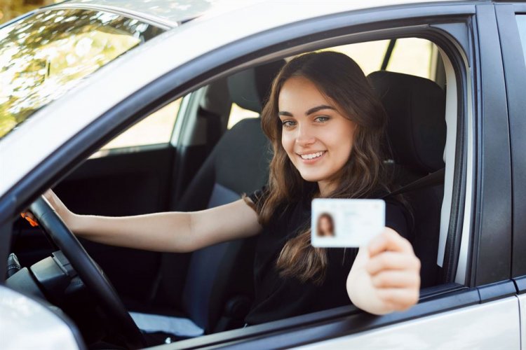 Τίθεται σε εφαρμογή η χορήγηση προσωρινής άδειας οδήγησης από τη μέρα της εξέτασης