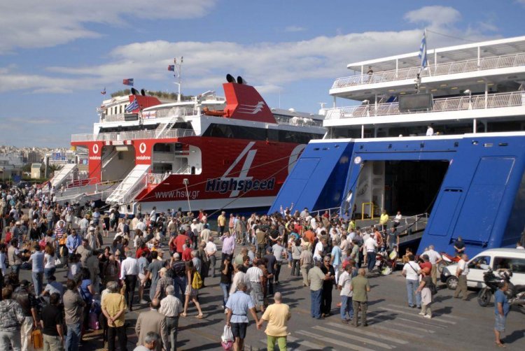 Εισιτήρια πλοίων: Οι ακτοπολόοι εξετάζουν το ενδεχόμενο αύξησης της τιμής των εισιτηρίων