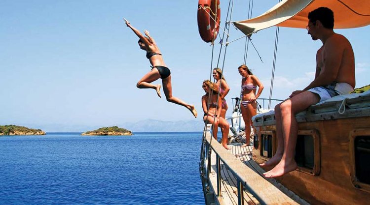 Ουραγός στις προτιμήσεις των Ρώσων τουριστών η Ελλάδα