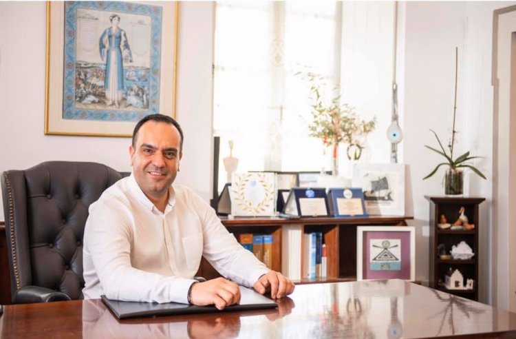 Mayor of Mykonos, K. Koukas: Ο Δήμος Μυκόνου, είναι ο πρώτος δήμος σε όλη την Ελλάδα που στηρίζει έμπρακτα από το 2017 τους δημόσιους υπαλλήλους