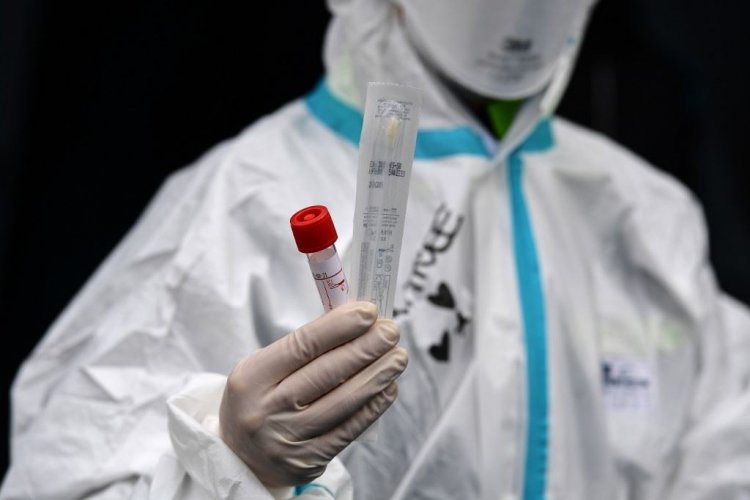 Coronavirus Pandemic: Ελπιδοφόρα τα πρώτα αποτελέσματα από τη χρήση κολχικίνης σε 60 Έλληνες ασθενείς